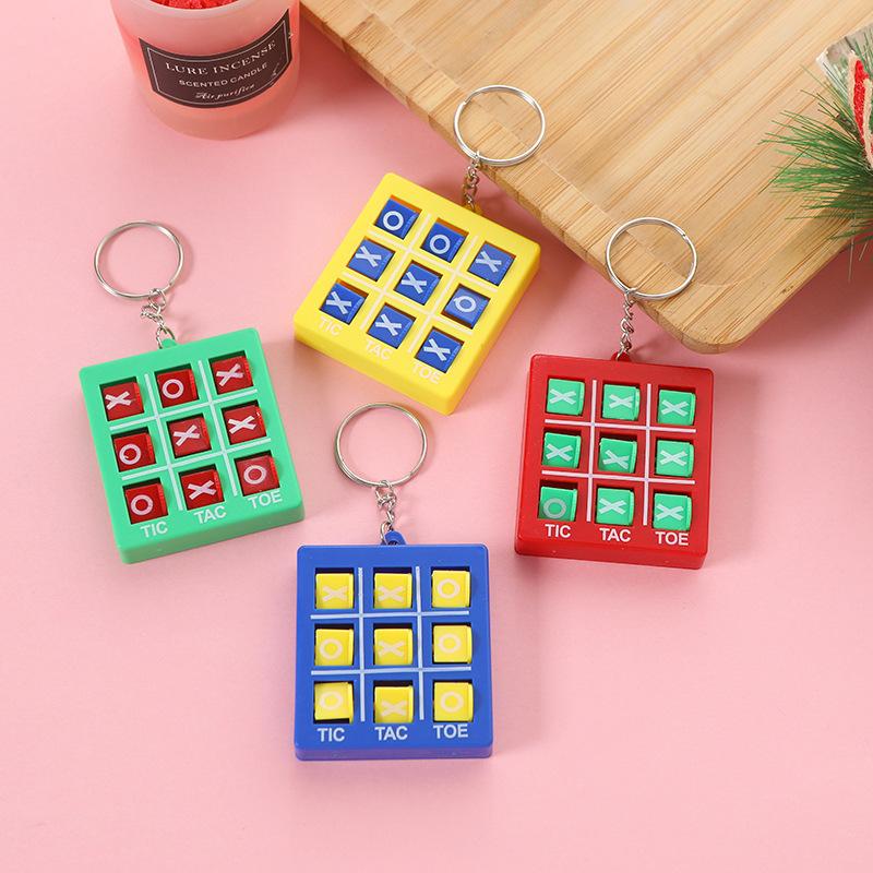 5Pcs Colorful Tic Tac Toe Keychain for Kids Educational Toys Birthday Party Favor Classroom Prizes Goodie Filler Pinata Gift
