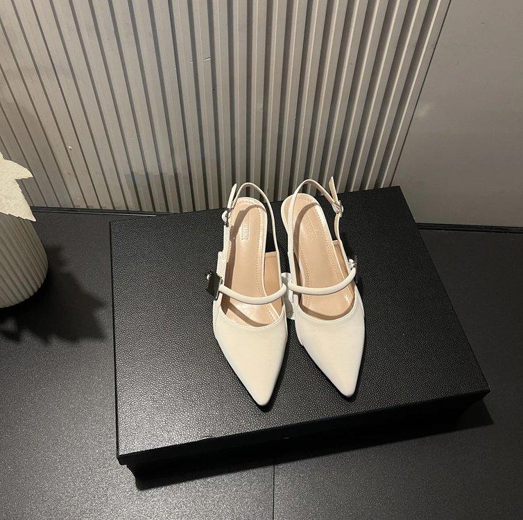 Fashion Hot Selling 2025 Summer Women's Shoes Patent Leather Slip on Pointed Toe Sandal Buckle Slingbacks Mid Heels Pumps Sandalia Mujer