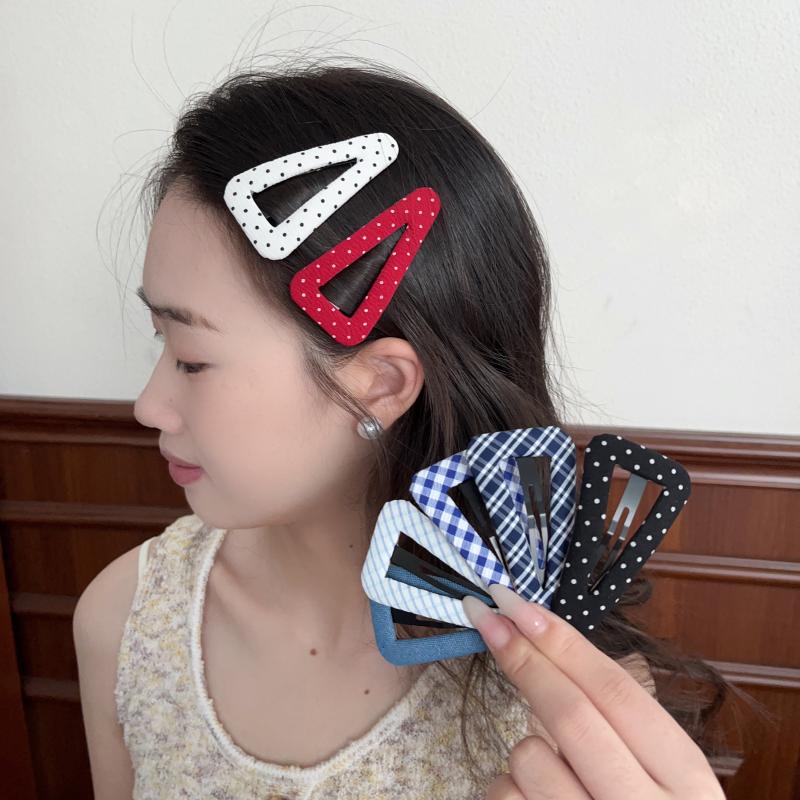 2/4/8Pcs Cute Polka Dot Triangle Hair Clip For Girls, New Fabric Hair Accessories For Bangs And Side Hair, Lovely Hairpin Headwe