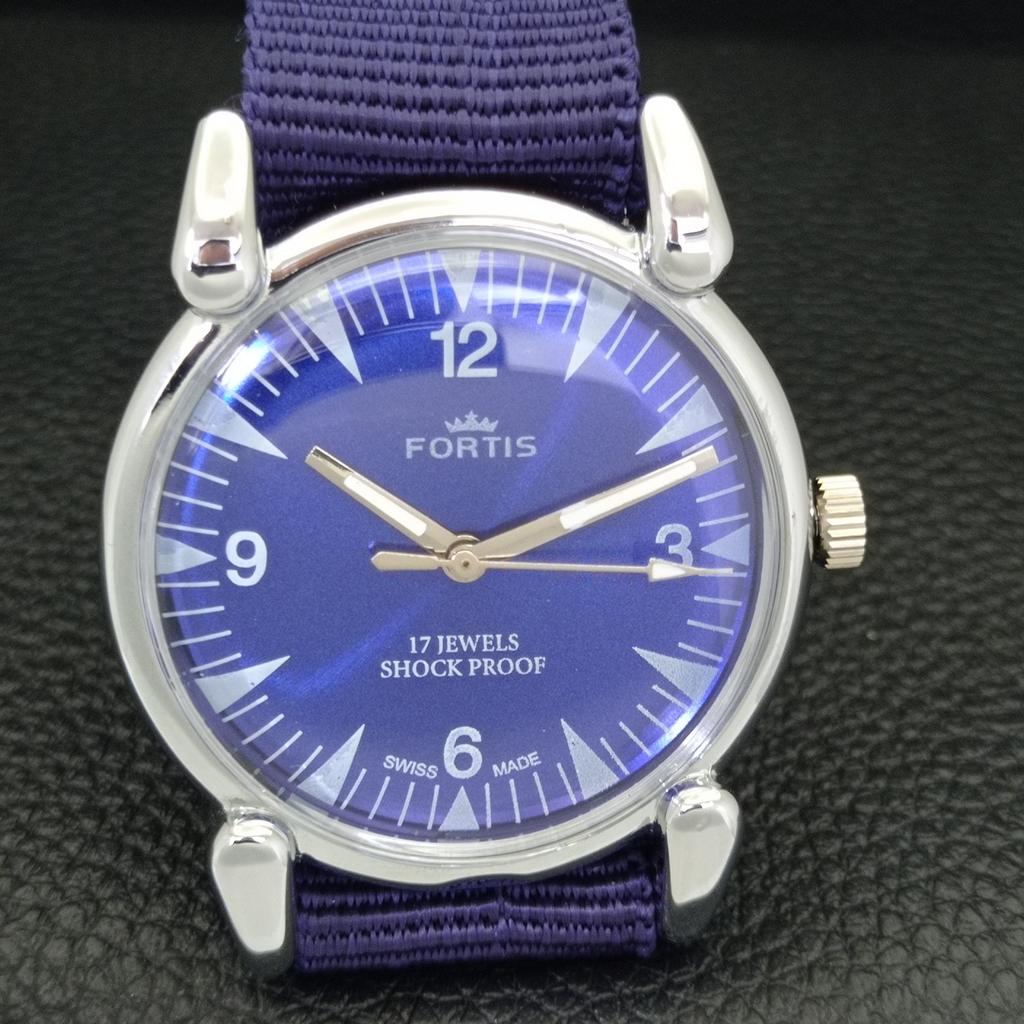 VINTAGE HAND-WINDING SWISS MENS REFURBISHED BLUE COLOR DIAL WATCH A700819-5 R205a-a700819
