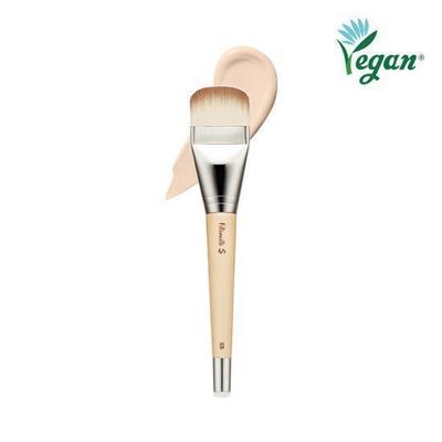 Filimili S Flacher Foundation-Pinsel mit enger Haftung 826
