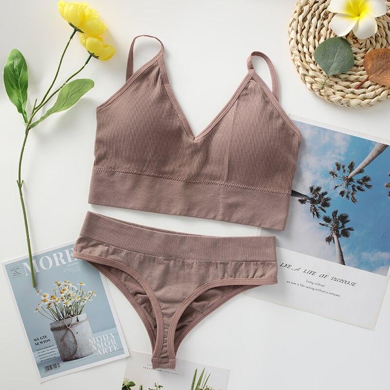 Seamless Bra Panties Set Underwear Set Women Wireless Sport Soft Padded Bras Thong Suit Backless Bralette Lingerie