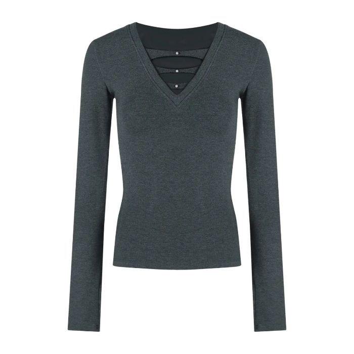 V-Neck Long-Sleeved Base Layer: Slim-Fit, Sexy, Hot Girl Style for Autumn/Winter; Pure and Desirable Temperament.
