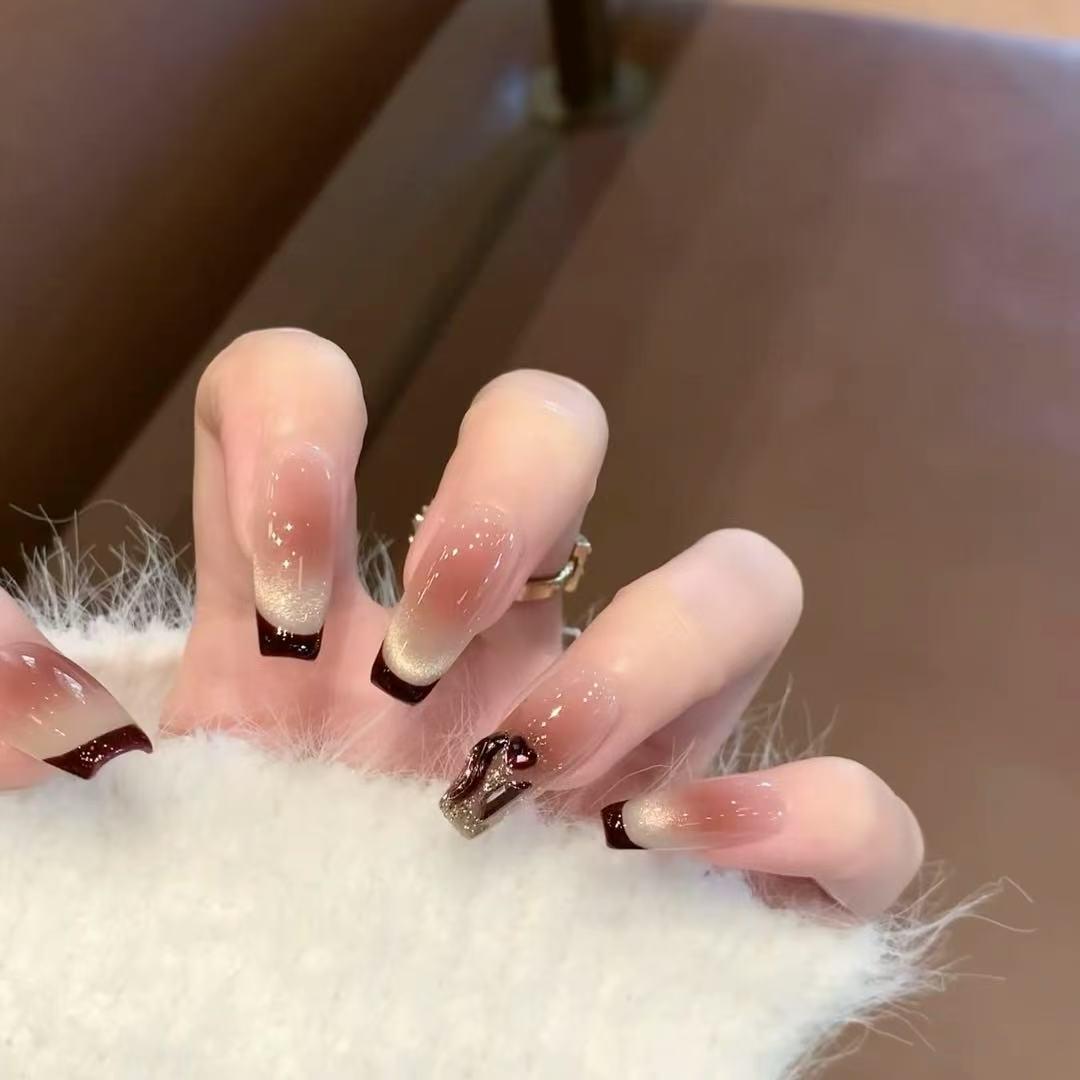 

Благородная атмосфера Кошачий глаз Высокочувствительный флеш-патч Маникюр - Накладные ногти с эффектом ручной работы L