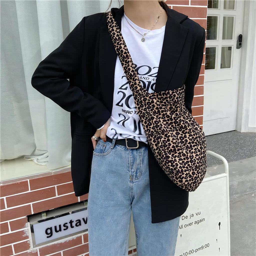 Eclairage Women's Leopard Print Tote Bag, Casual, Perfect for Shopping, Commuting, School, and Street Wear, Fits A4 Sizes, and Fits Laptops,