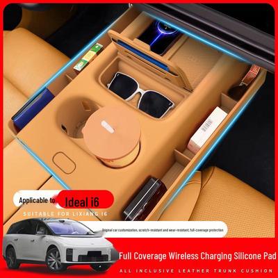Li Auto I6 Wireless Charging Center Console Silicone Pad with Pocket for Water Bottle Protection