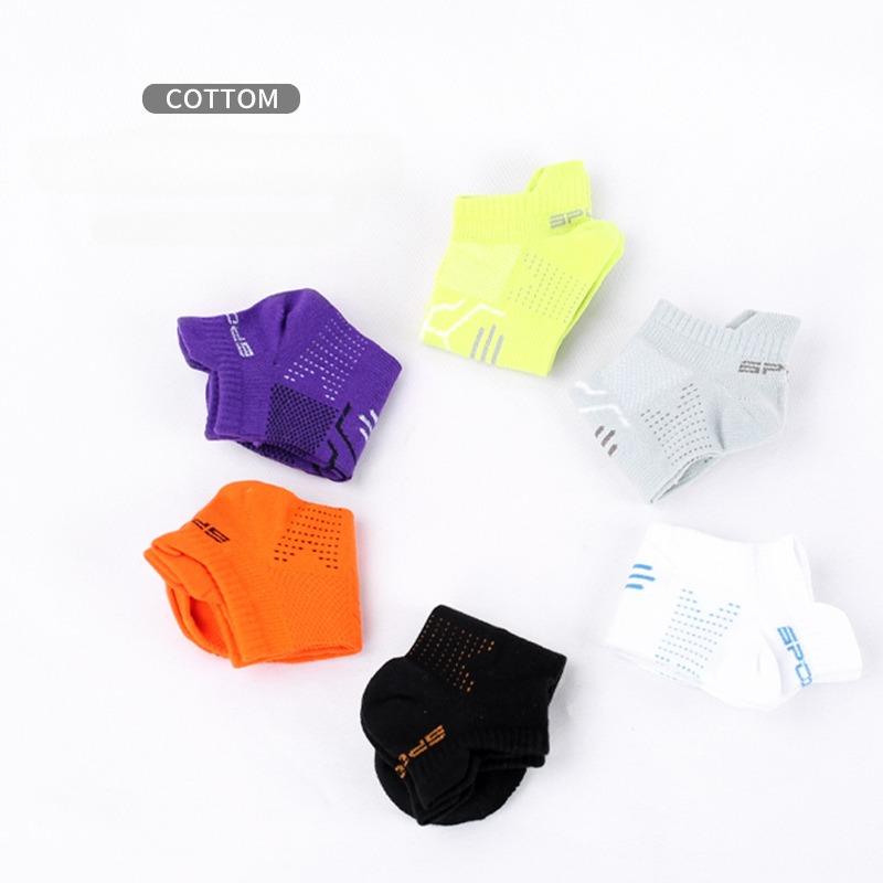 2 Pairs Ankle Women Running and Fitness Socks Moisture-Wicking and Breathable Crew Socks for Outdoor Sports