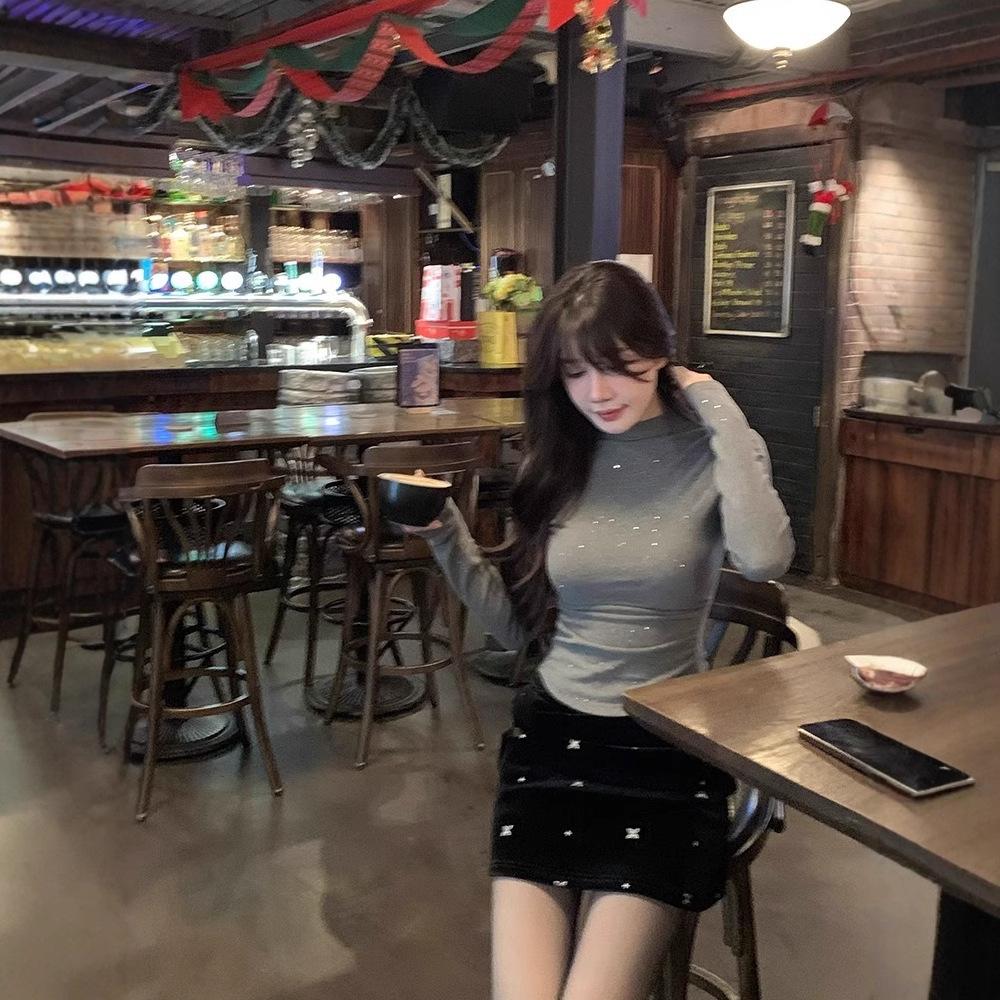 Gray Long-sleeved Half-high Neck Bottoming Shirt for Women In Autumn and Winter New Thickened and Slim Fit Sexy Underwear Top