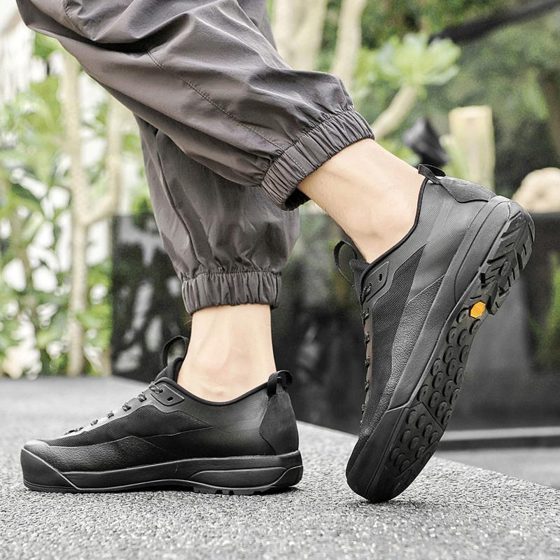 Fashion Fashion Casual Outdoor Running Shoes  Men's Breathable Flats Mesh Lace-Up Shoes Lightweight Walking Sneakers for Men Size 38-45