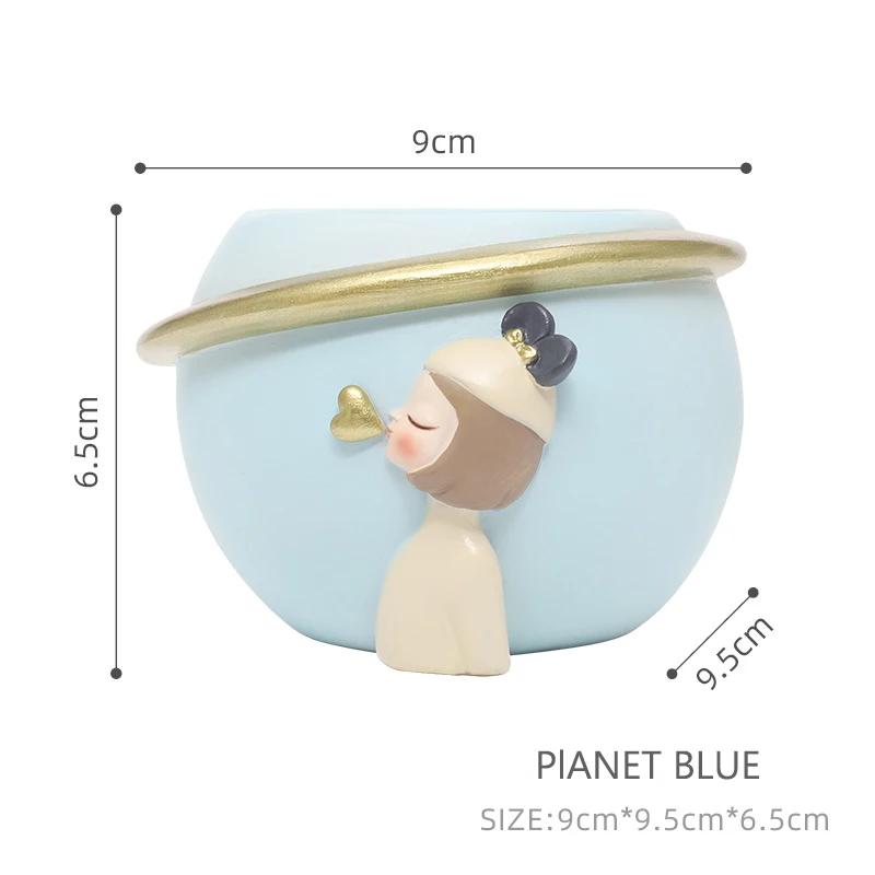 

Adorable Moon & Girl Theme Resin Planter, Mini Flower Pots for Succulents Cactus, Idea Gift for Home or Office Desk Decoration
