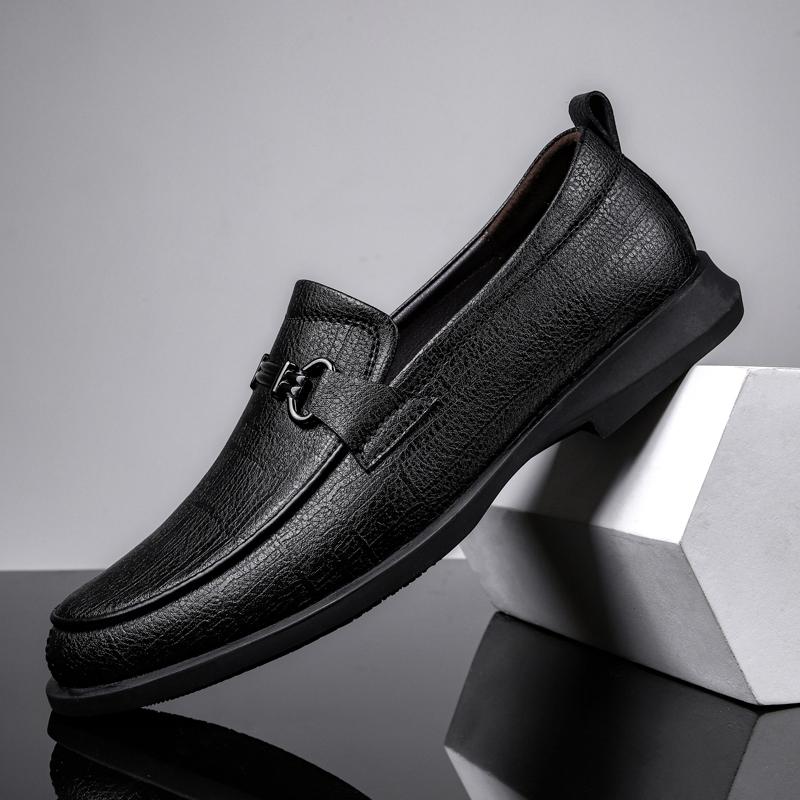 Genuine Leather Men Casual Shoes Business Soft Sneakers Men Loafers Moccasins Breathable Slip On Driving White Shoes Male Flats