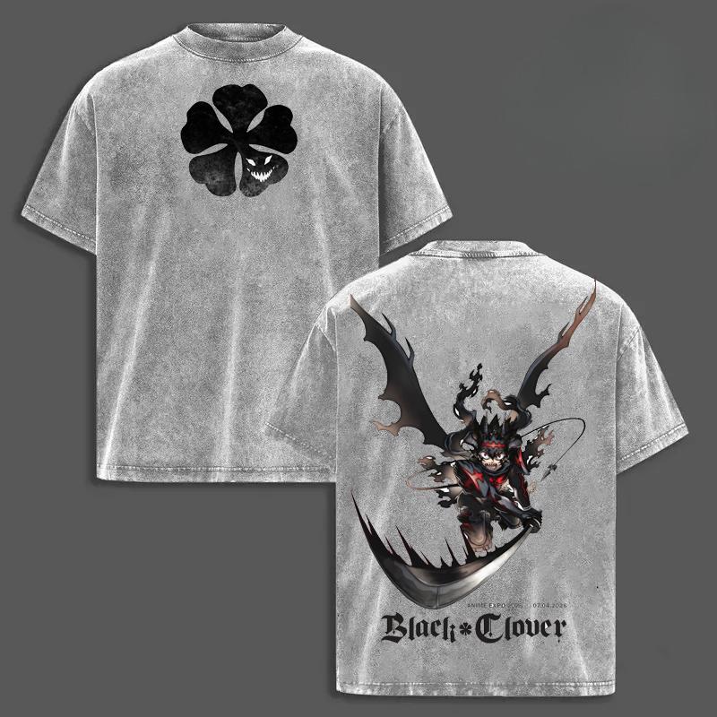 Cotton Tshirt with distressed effect vintage design of Anime Black Clover with the image of Asta forand wo ideal for summer short sleeve.