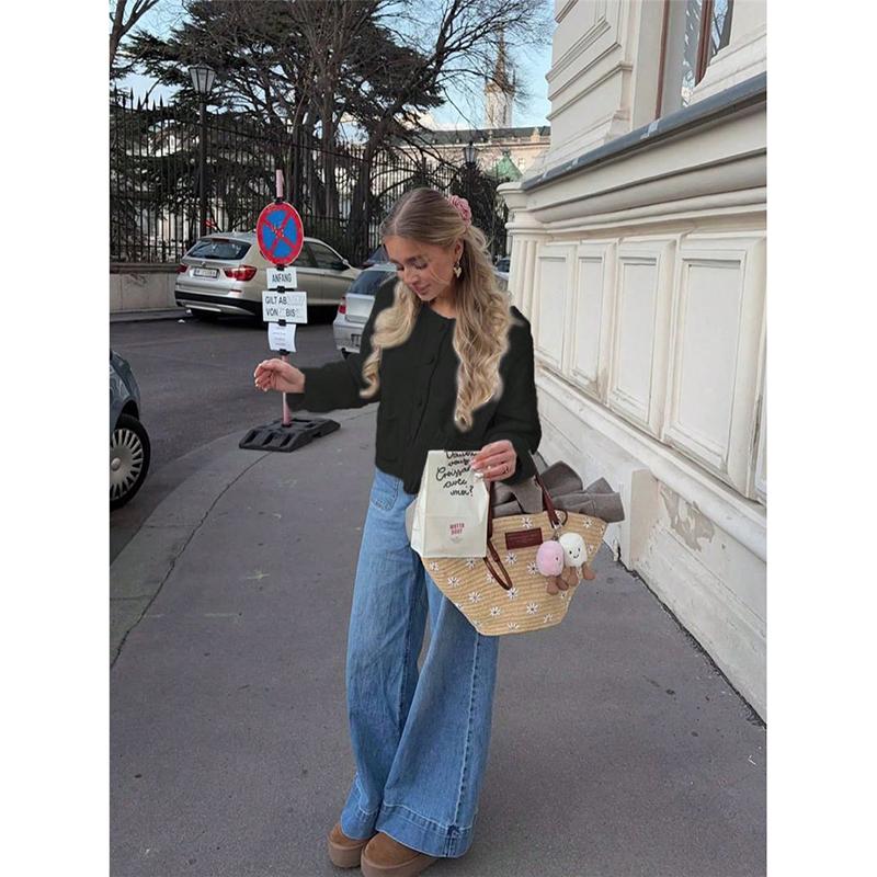 Autumn Casual Long Sleeve Sweater Coat Winter Women Elegant Street Solid Short Jackets Fashion O-neck Single Breasted Cardigan