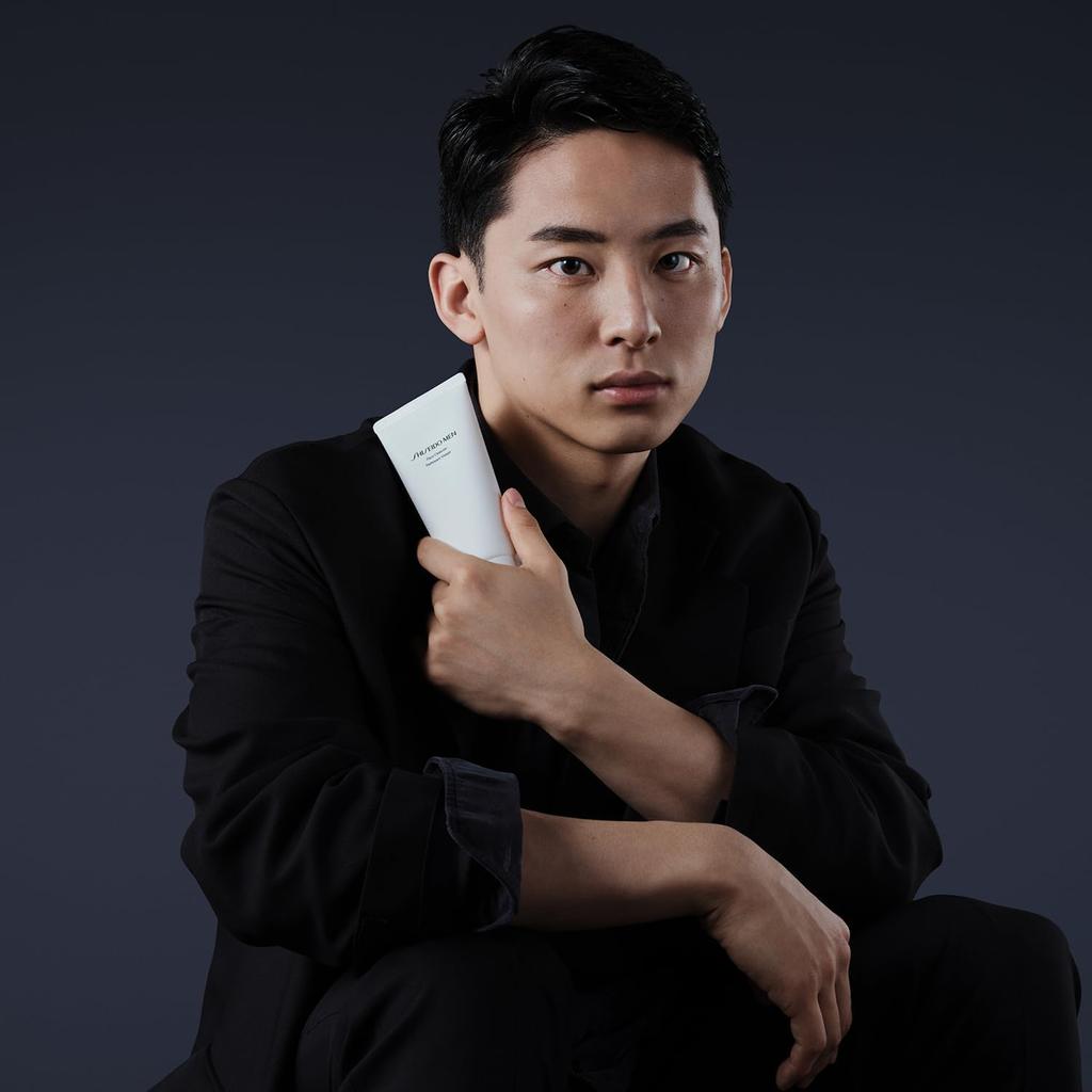 Shiseido Men Gift Face Cleanser 130g Original Towel Gift Citrus Woody Skincare Gift for Set + + Wrapping. Shaving, Scent. Men.