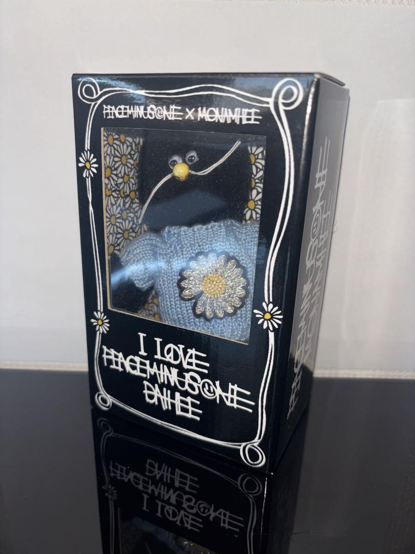 

[USED] PEACEMINUSONE x MONAMHEE Black Bear Keychain