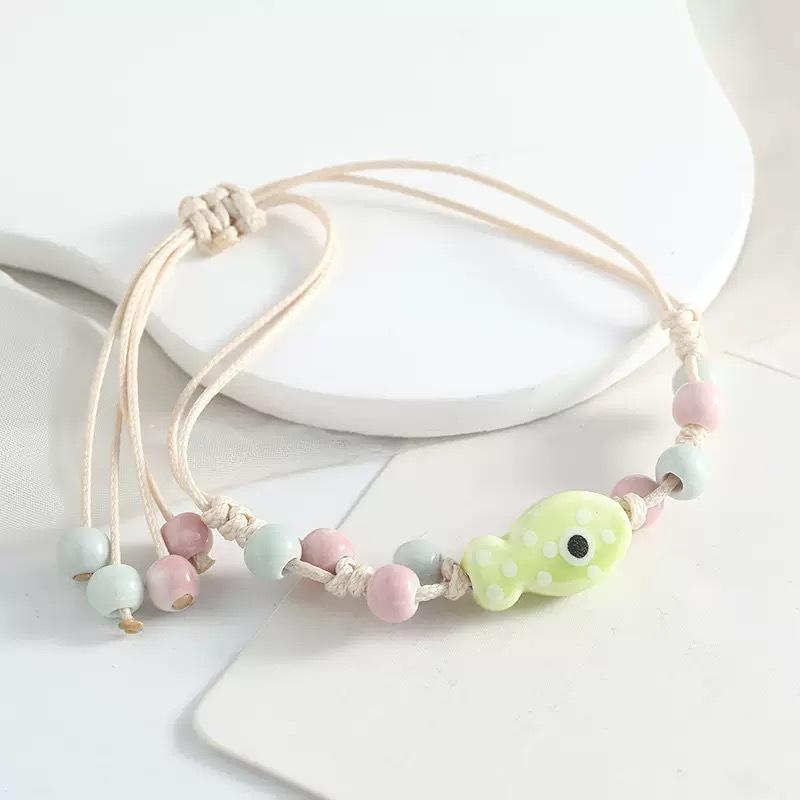 Jingdezhen Keramik Perlenarmband - Handgewebtes Porzellan mit Muschelakzenten