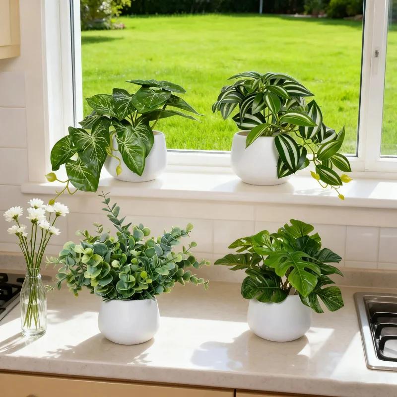 Top Quality Simulated Green Potted Plants, Suitable for Daily Home Decoration. They Can Be Placed on Windowsills and Desktops