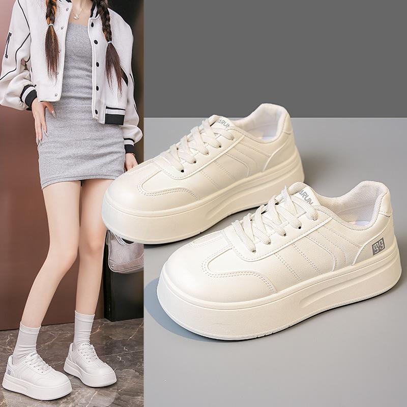 Dámské boty s vysokou silnou podrážkou zvyšující výšku, léto 2024 nové, retro chlebovky, všestranné studentské volnočasové sportovní bílé boty, trendy