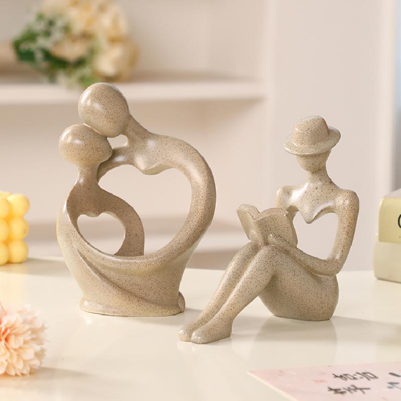 Nordic Abstract Art Figure Ornaments Creative Couple Wine Cabinet TV Cabinet Bedroom Figure Statue Modern Home Decoration Gift