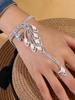 1 Women's Claw Chain Series Trendy Narcissus Bracelet Ring Finger Chain Date Travel Banquet Party Holiday Dressing Gift