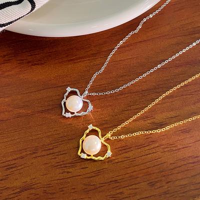 Diamond Inlaid Irregular Love Pearl Necklace for Women with Light Luxury and Advanced Sense Versatile Collar Chain