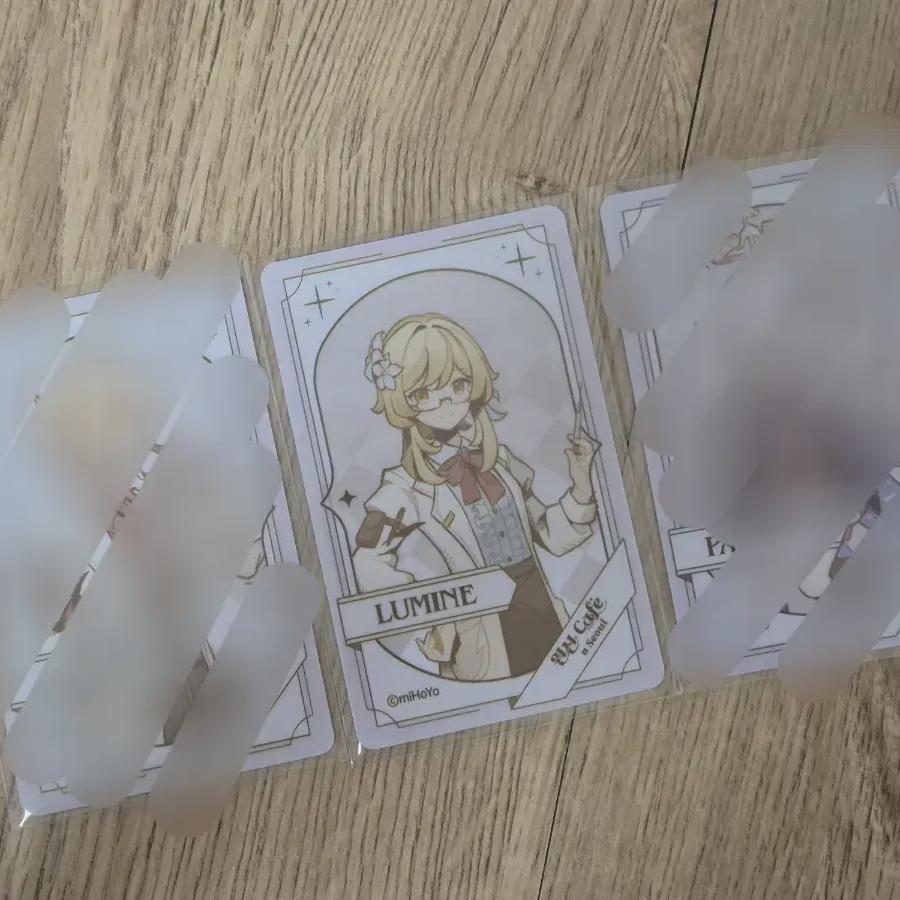 

Wonshin Cafe Shadow Photo Card Lumine