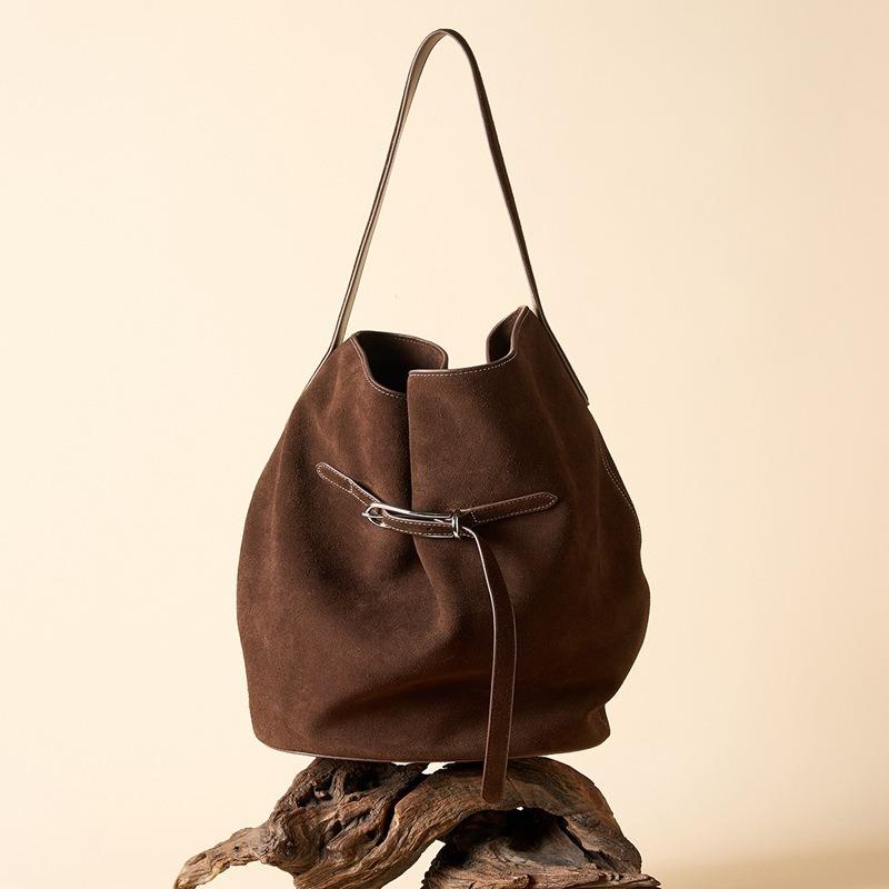 Women's Bag Commuter Light Luxury Shoulder High-end Underarm Bag Women's Large-capacity Portable Leather New Bucket Bag