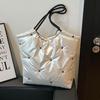 Large Capacity Space Cotton Jacket Bag For Women 2026 New Niche Fashion Lightweight Commuting Armpit Shoulder Tote Bag
