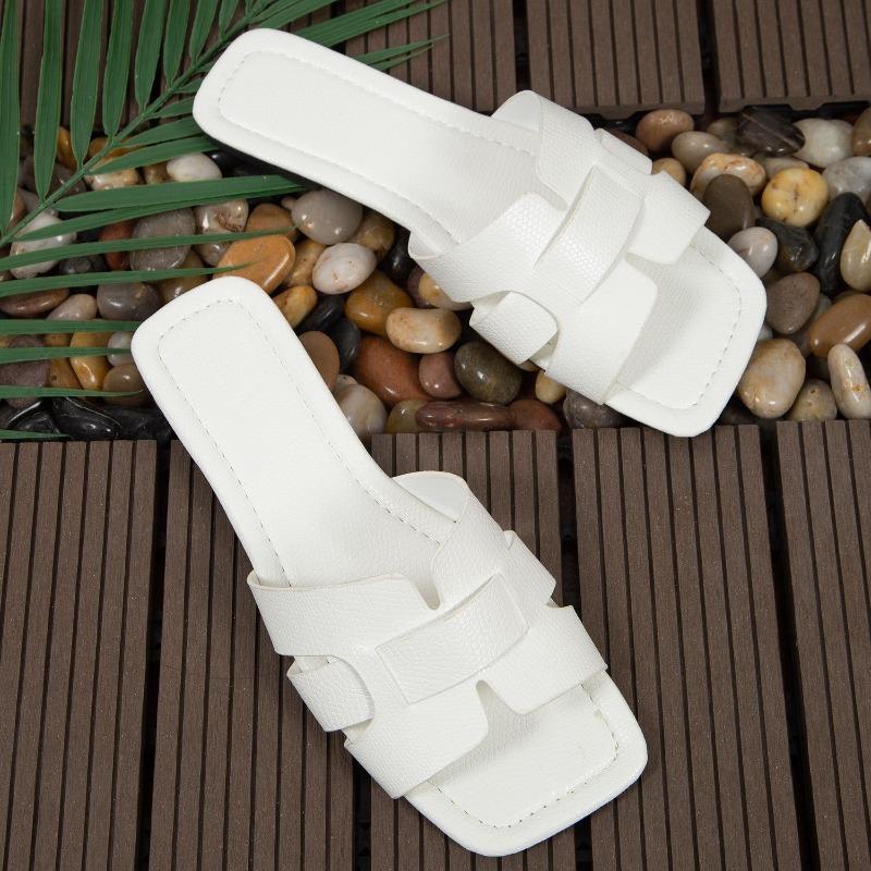 Womens Summer European and American Style Outdoor Wear Woven Flat Sole Vacation Beach Sandals Comfortable Flat Sandals