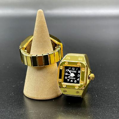 Simple Men and Women Finger Ring Table Fashion Creative Design Watch