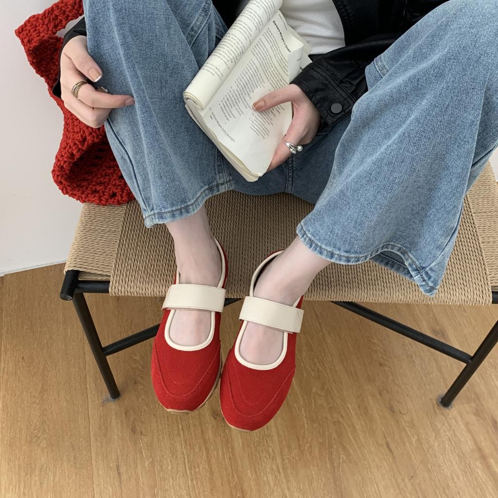 2025 New Round Head with Velcro Thick-soled Shallow Mouth Versatile Leisure Sports Versatile Women's Single Shoes