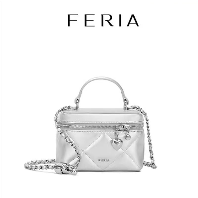 

Feria Women s Bag 2024 New Arrival Mini Quilted Box Bag Niche Style Woven Bag Classic Small Satchel Messenger Bag Silver