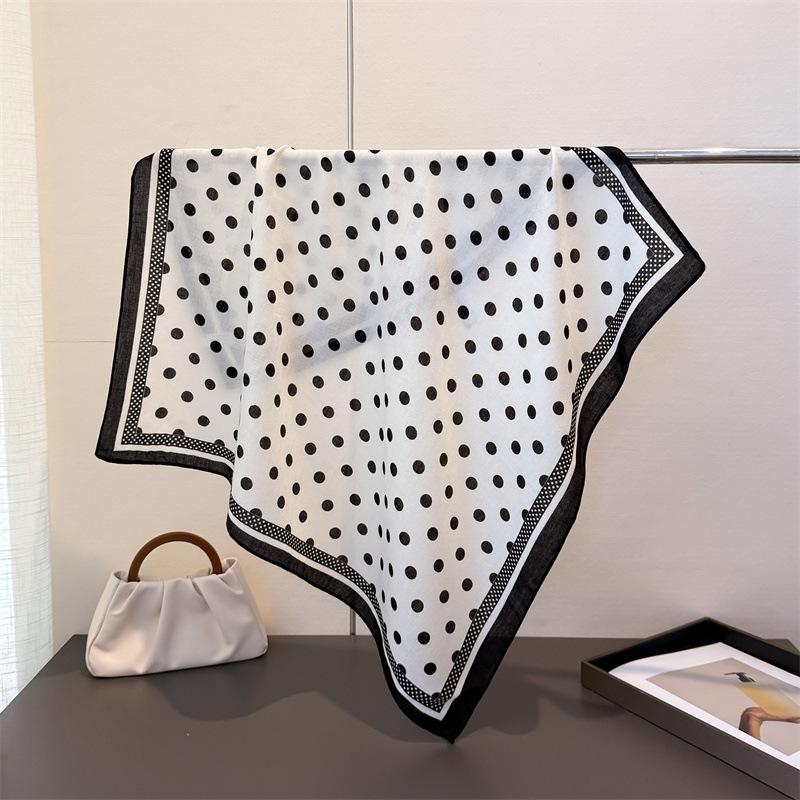 Trendy Print Square Scarf For Women Cotton Velvet Neck Scarf Shawl Warp Elegant Neckerchief Bandanas Ladies Hijab