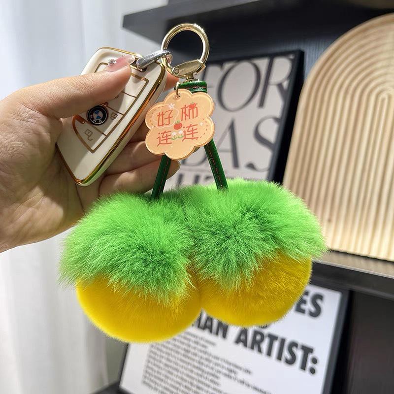 Imitation Rex-Kaninchenfell Kaki-Taschenanhänger & Autoschlüsselanhänger - Niedliches Glücksbringer-Accessoire