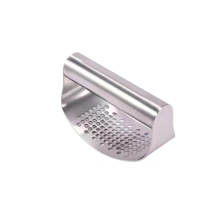 Manual Garlic Press Curved Stainless Steel Garlic Press Squeezer Garlic Grinding Slicer Chopper Garlic Presses Cooking Gadgets