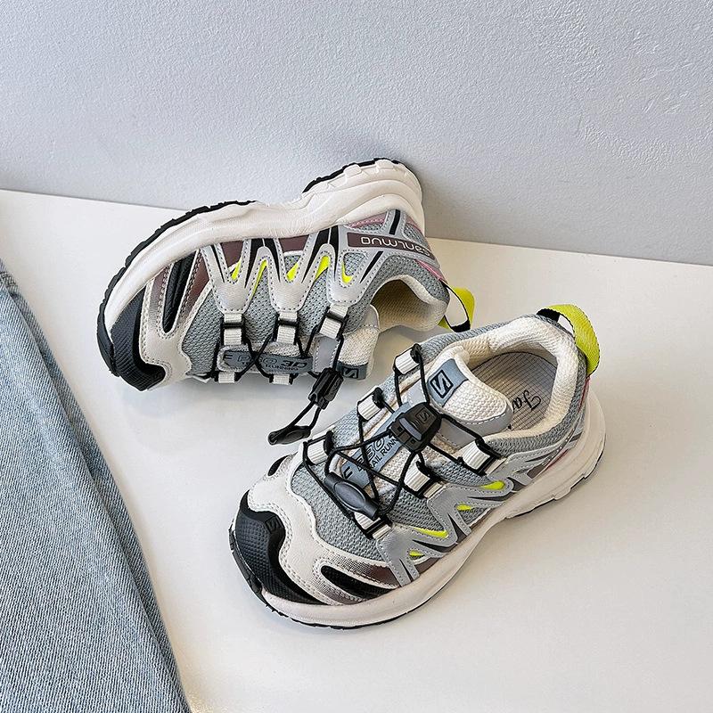 

Girls sports shoes autumn new boys outdoor hiking shoes rotating buckle casual versatile baby children s shoes 23-25 yards, 3 pairs in one hand