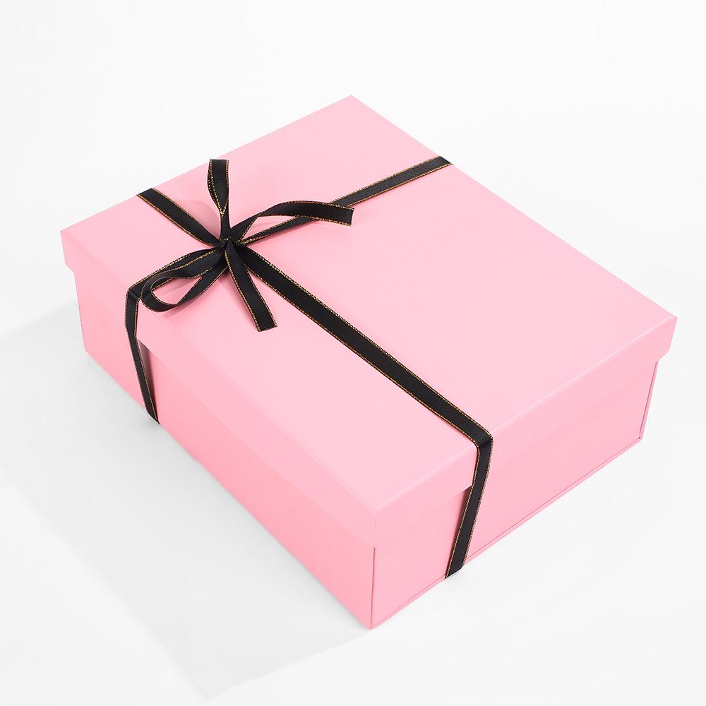 

Bowknot Lid and Base Gift Box for Handbags, Shoes, Scarves & Clothing