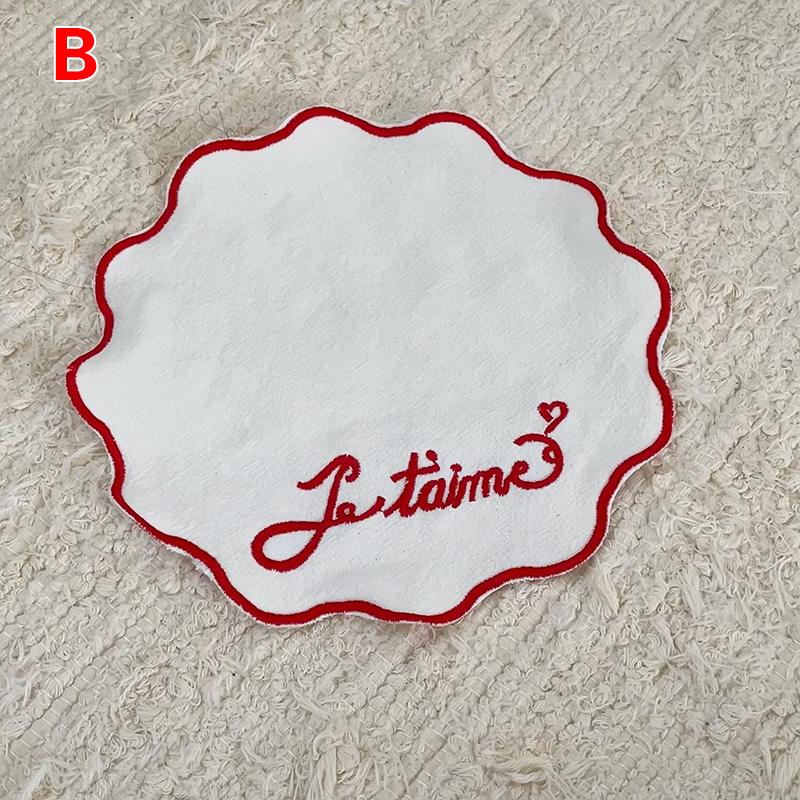 

Французская вышитая подставка для посуды для питомцев, 100% хлопок, с отделкой «Любовь-цветок», декоративный реквизит для столешницы, коврики под миски для щенков