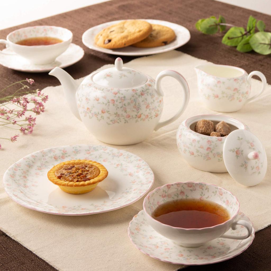 Noritake Cutie Rose White Diameter: Approx. 18.5cm Plate Microwave Safe 59315A/9940