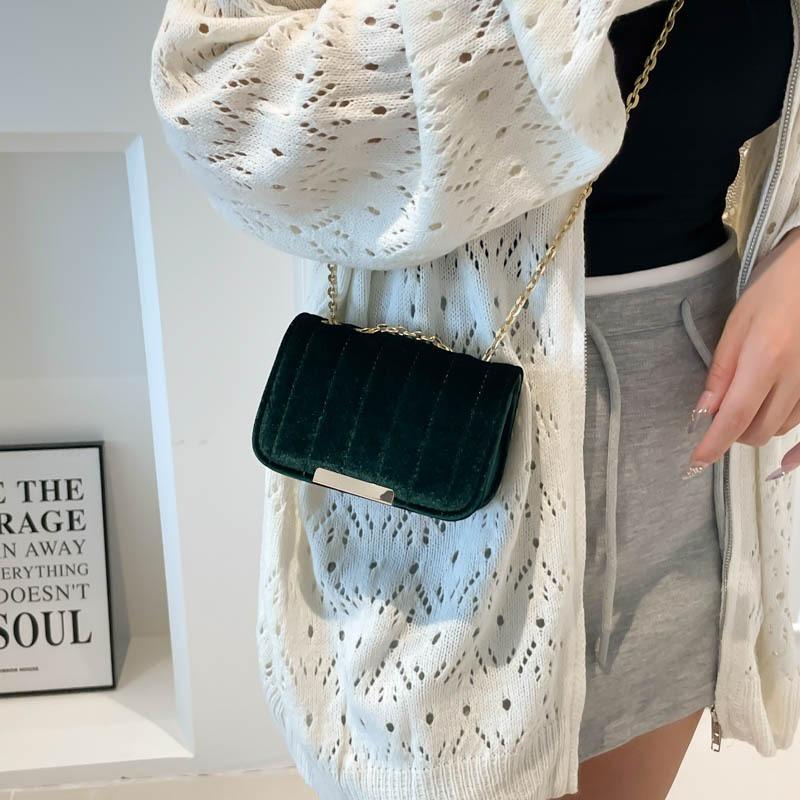 High-end Small Bag Women's New Trendy Fashion Velvet Chain Messenger Bag Retro Versatile Shoulder Small Square Bag