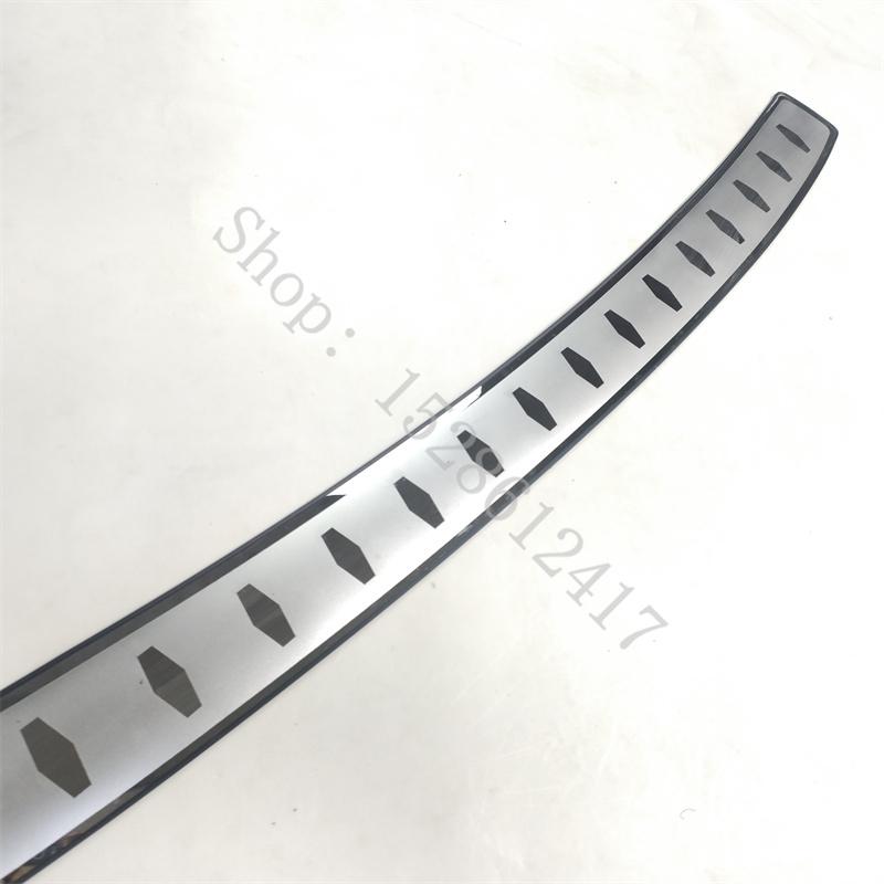 For Volvo XC60 2018 ~2025 Stainless Steel Car Door Rear Bumper Protector Sill Trunk Tread Plate Trim Car styling