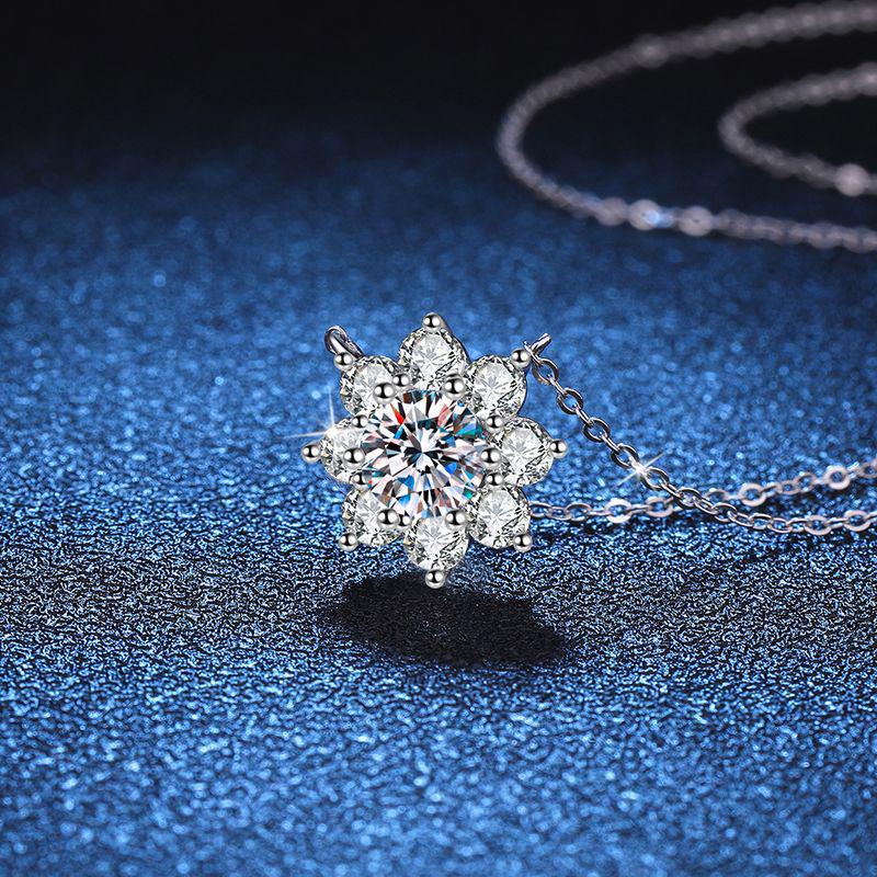 Kuaishou Douyin Sunflower Moissanite Women's Luxury Necklace Pendant