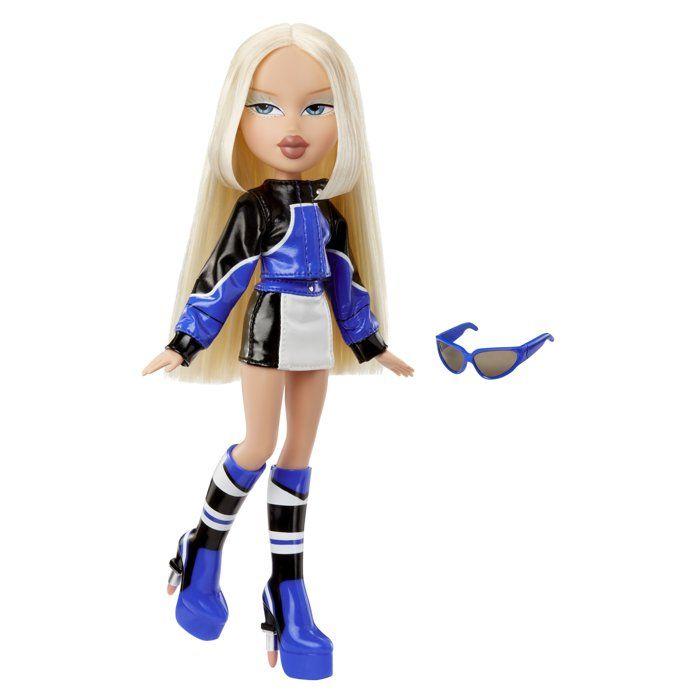 BRATZ - Bratz Scorchin' Cloé - 1 poupée Mannequin - Tenue et Accessoires - Poupées inspirées de la Moto - Des 6 ans