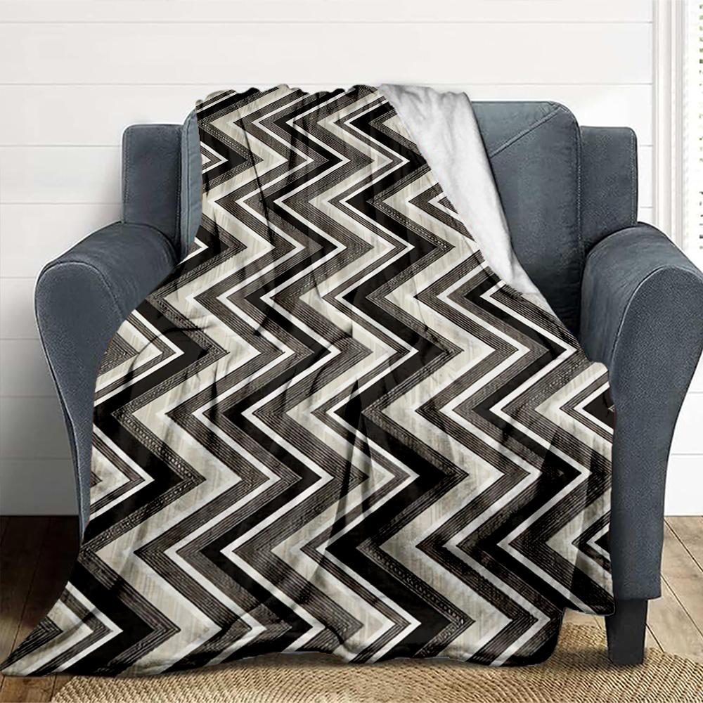 Chevron Flannel Blanket Throw Blanket Soft Warm Sofa Bed Camping Car Home Decor Unique Christmas Gift C9301412