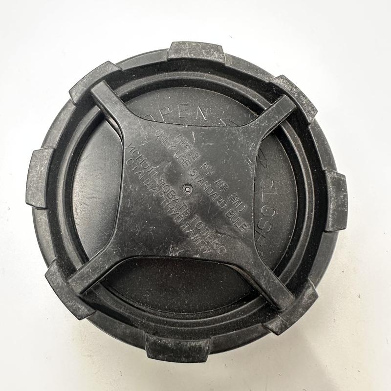 1Pc Head Lamp Dust Cap 92140E6000 for Kia Sportage Stonic Morning EQ900 HYBRID IONIQ Hybrid 92140-E6000