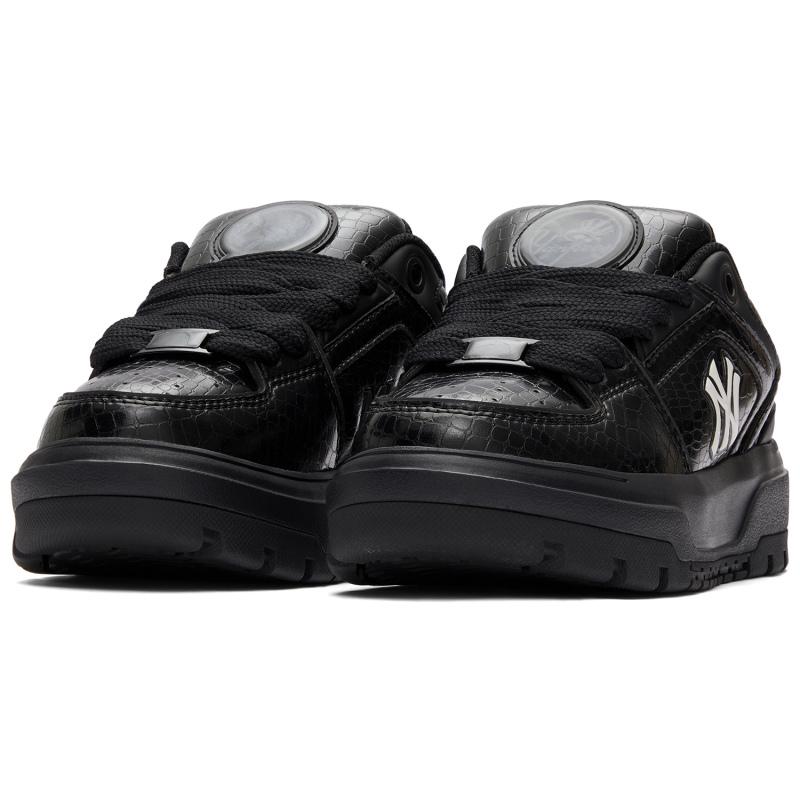 MLB Chunky Liner Slip Resistant Low Top Skateboard Shoes Unisex Black Sneakers 3ASXCWL4N-50BKS