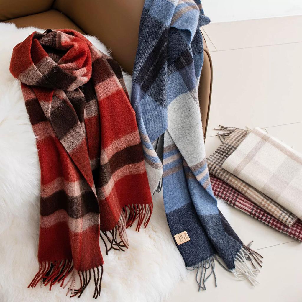 Plaid Scarf for Women 100% Wool Shawl All-Match Tassel Warm Comfortable Luxury Clothes New Fashion Autumn Winter Scarves