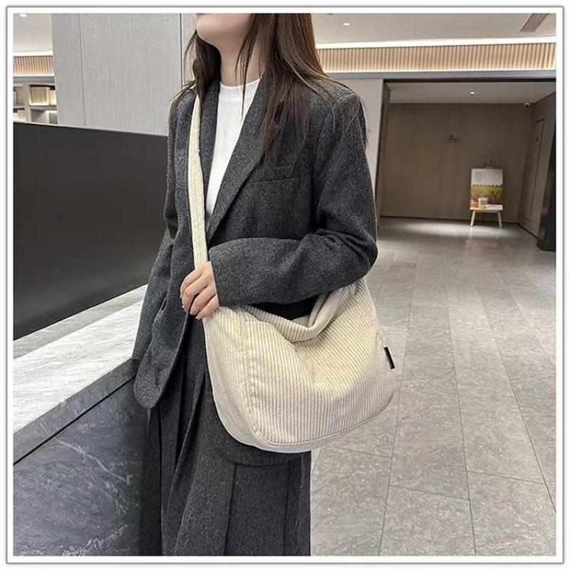 Japanese Style Corduroy Tote Bag Women Casual Large Capacity Student School Commuting Crossbody Shoulder Bag Fashiable Handbag