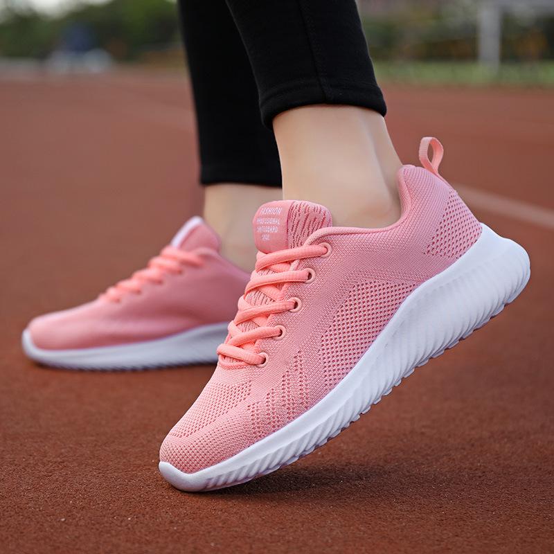 Sports and leisure shoes Soft sole Student mesh lightweight breathable running shoes