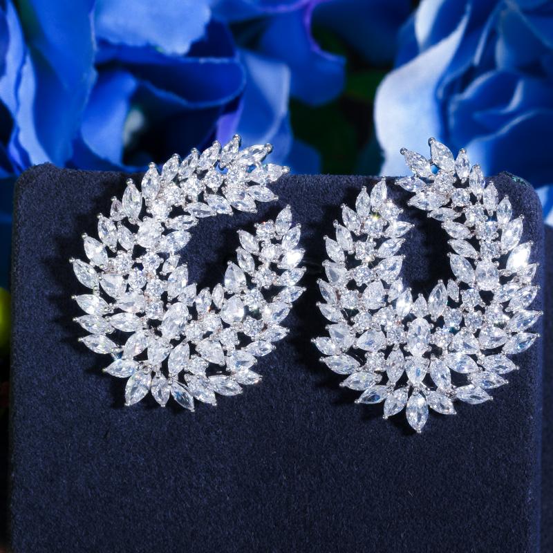 Brincos grandes de zircônia cúbica com corte marquise popular da Segunda Guerra Mundial